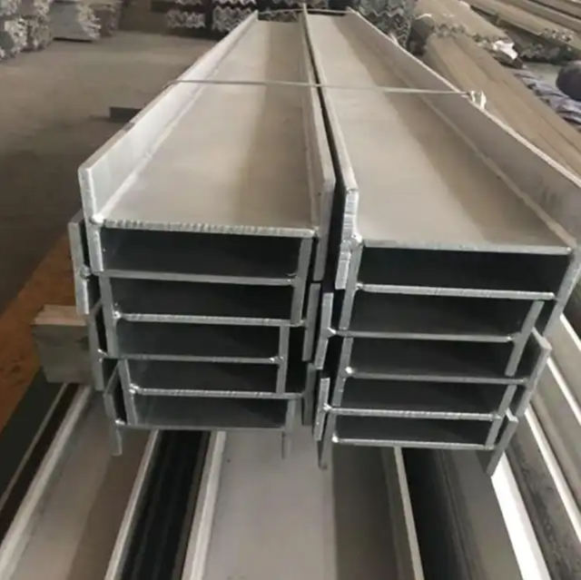 Lignes de soudage de poutres en T en acier au carbone