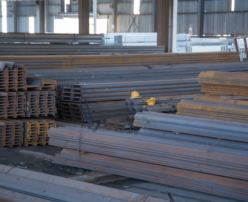 Introduction de matériaux métalliques